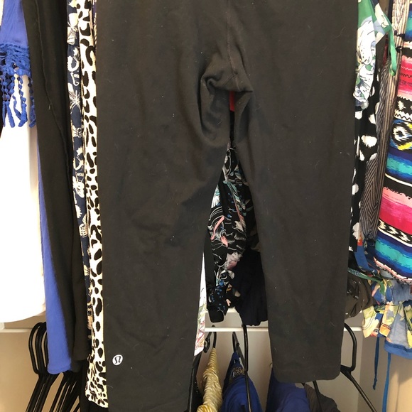 Lululemon capris - Picture 3 of 4